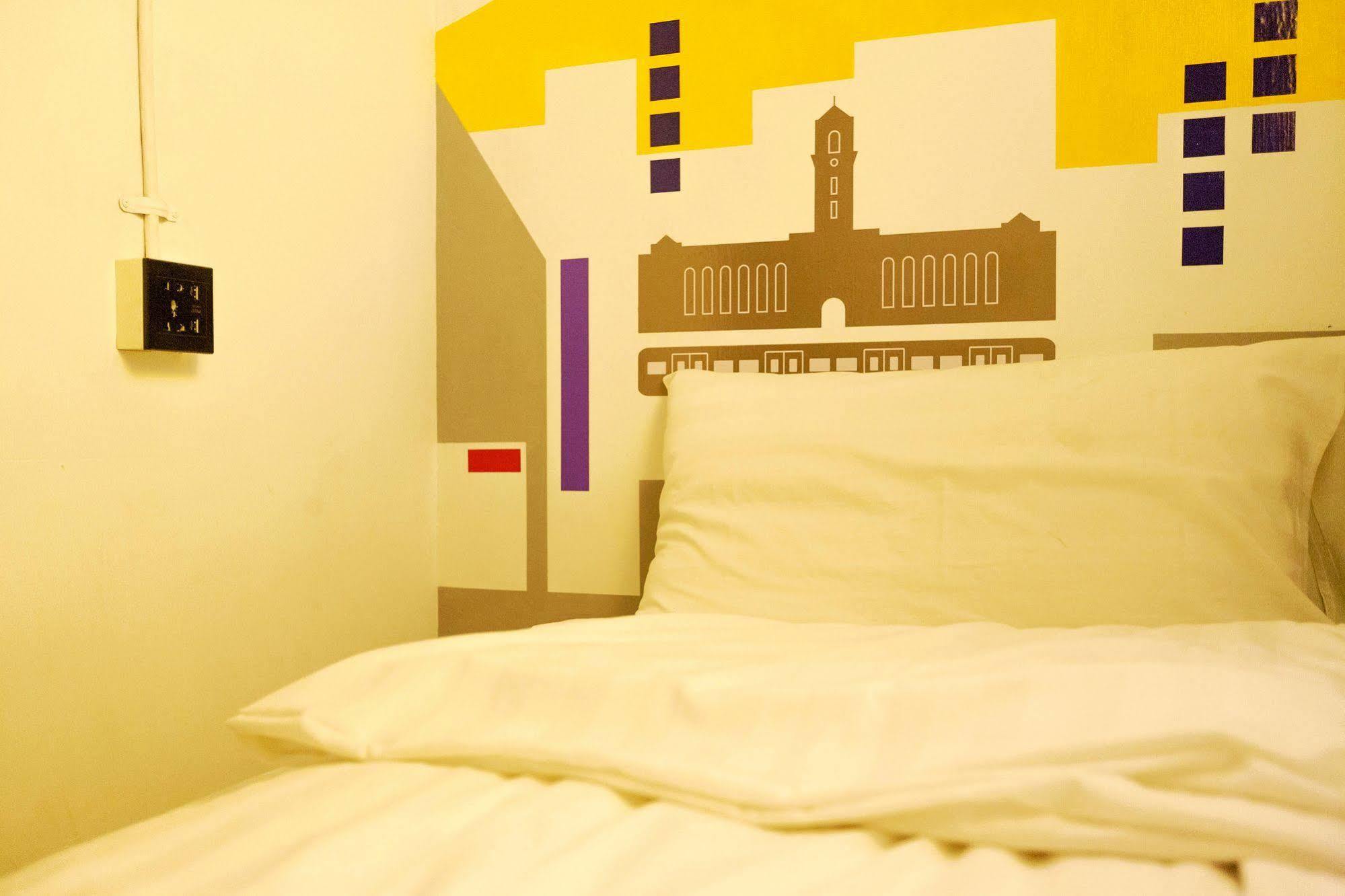Angels Hostel Taipei Ximen Zewnętrze zdjęcie