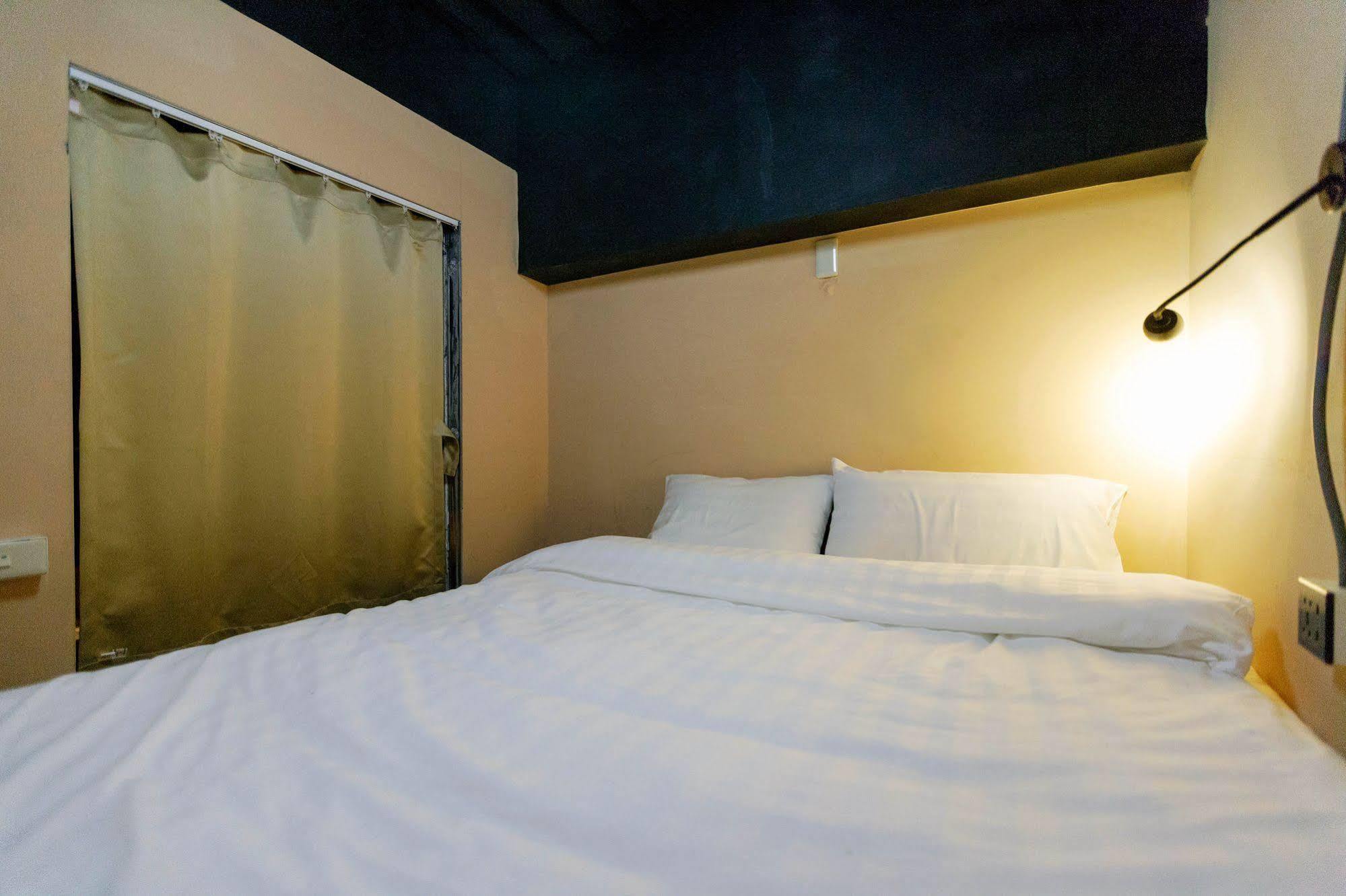 Angels Hostel Taipei Ximen Zewnętrze zdjęcie