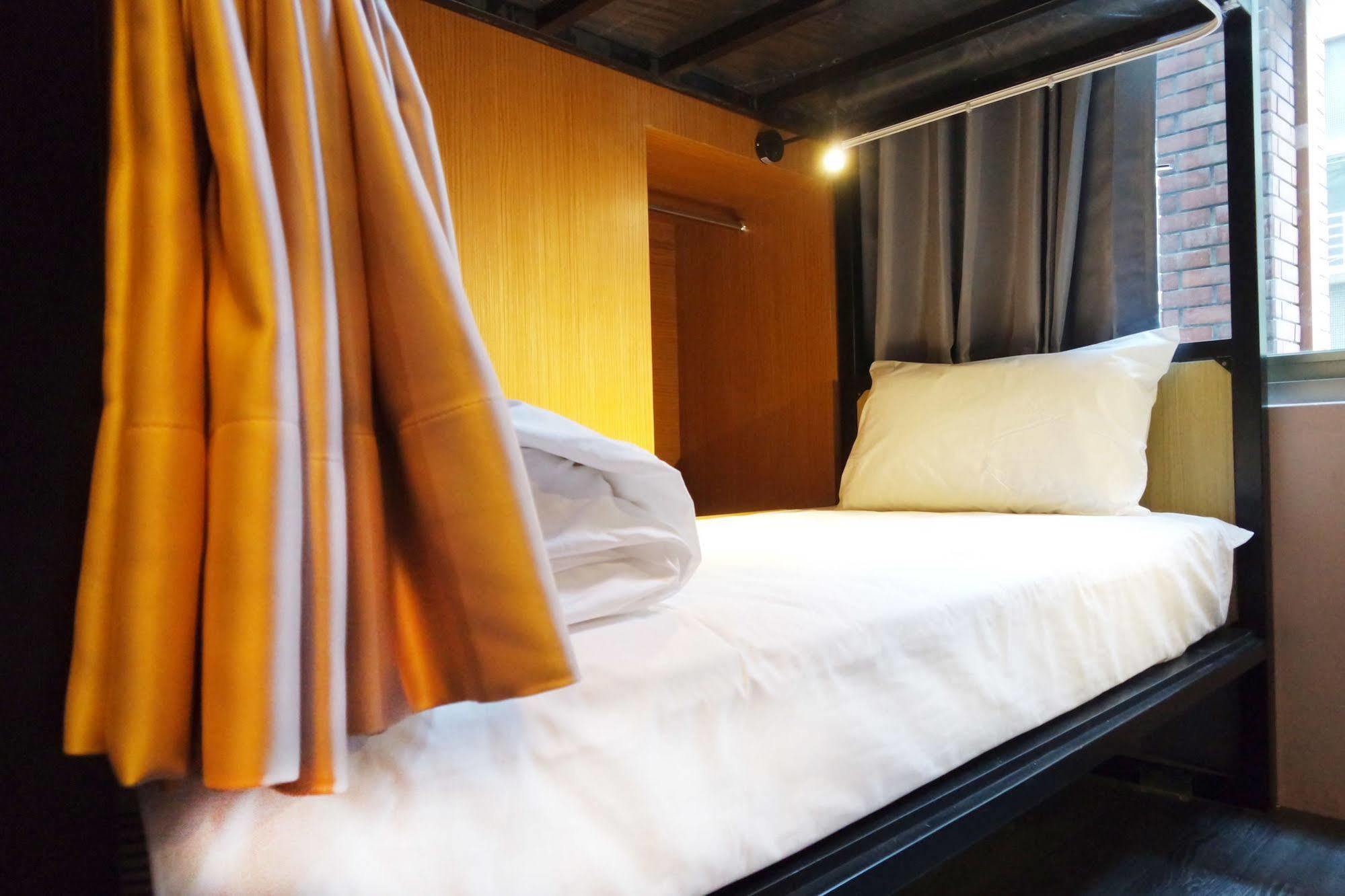 Angels Hostel Taipei Ximen Zewnętrze zdjęcie